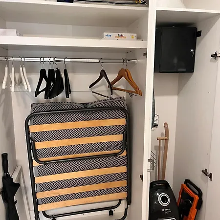 Huoneisto 1 Bedroom Serviced Apartment, Perkkaa