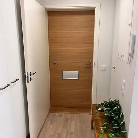 1 Bedroom Serviced Apartment, Perkkaa 헬싱키
